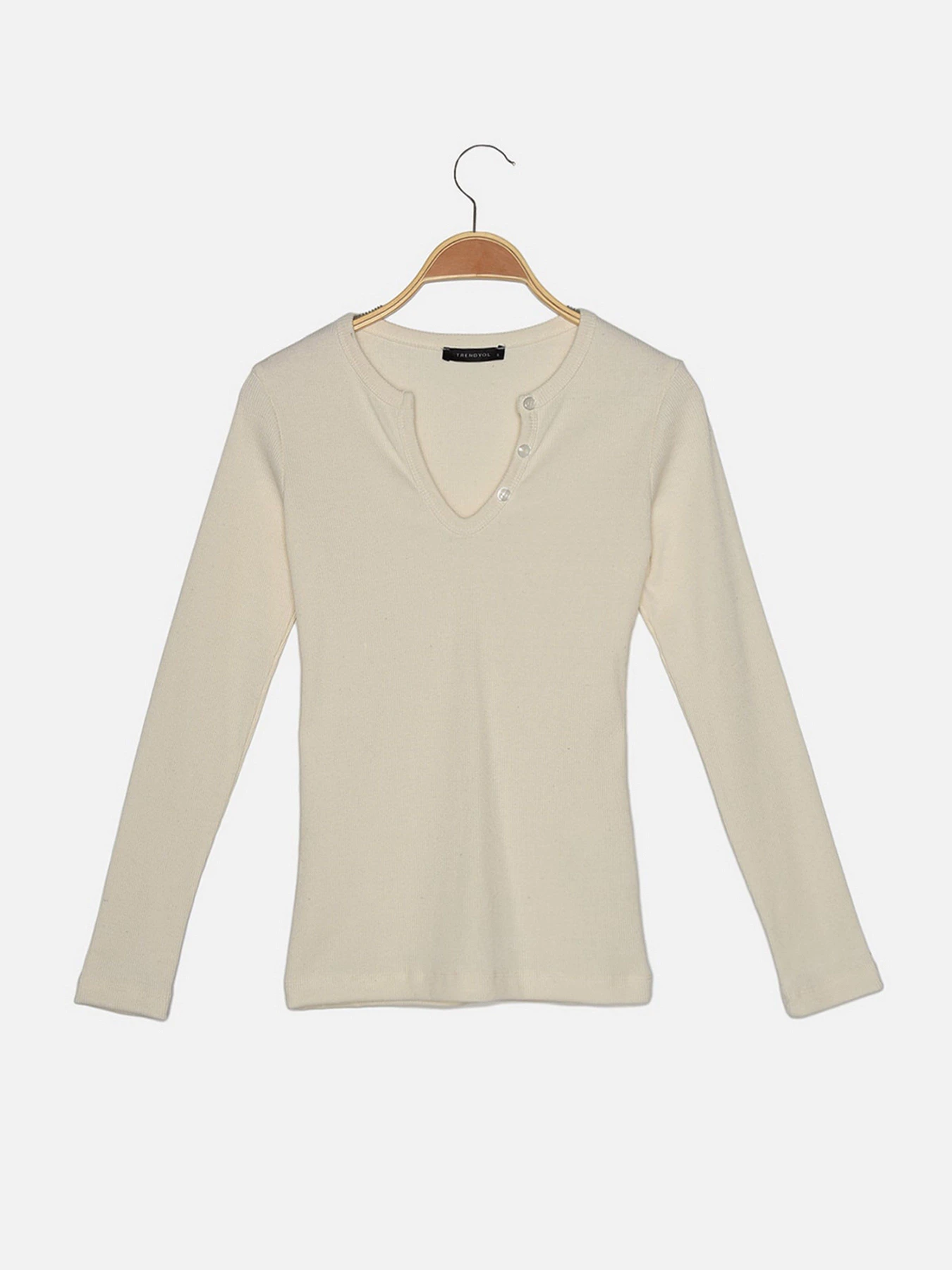 Свитры и кардиганы Trendyol модель TWOAW22BZ0937/Ekru Свитры и кардиганы Trendyol модель TWOAW22BZ0937/Ekru Фото
