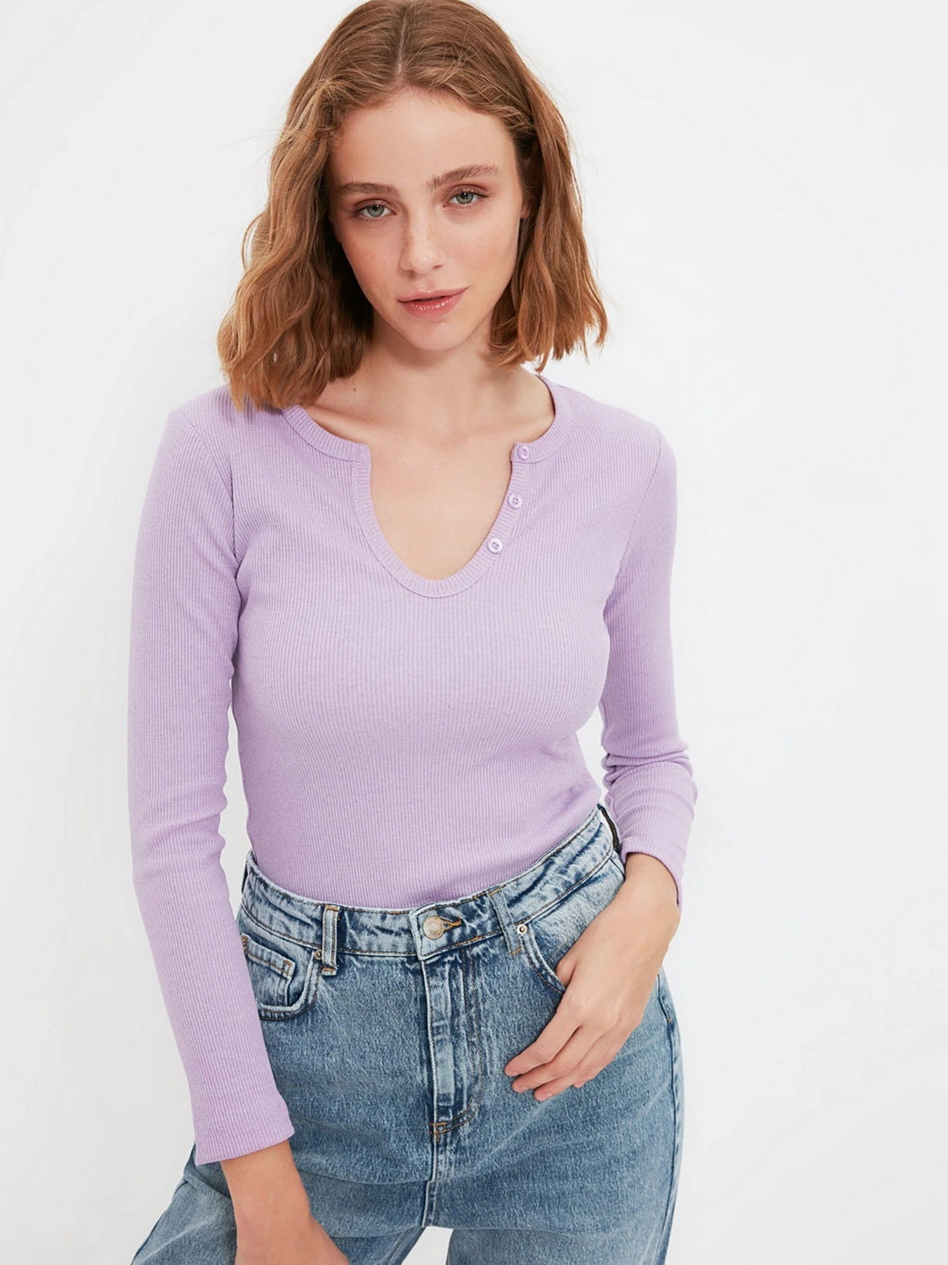Свитры и кардиганы Trendyol модель TWOAW22BZ0937/Lila Свитры и кардиганы Trendyol модель TWOAW22BZ0937/Lila Фото