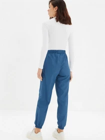 Брюки Trendyol модель TWOAW22EA0215/Indigo Фото