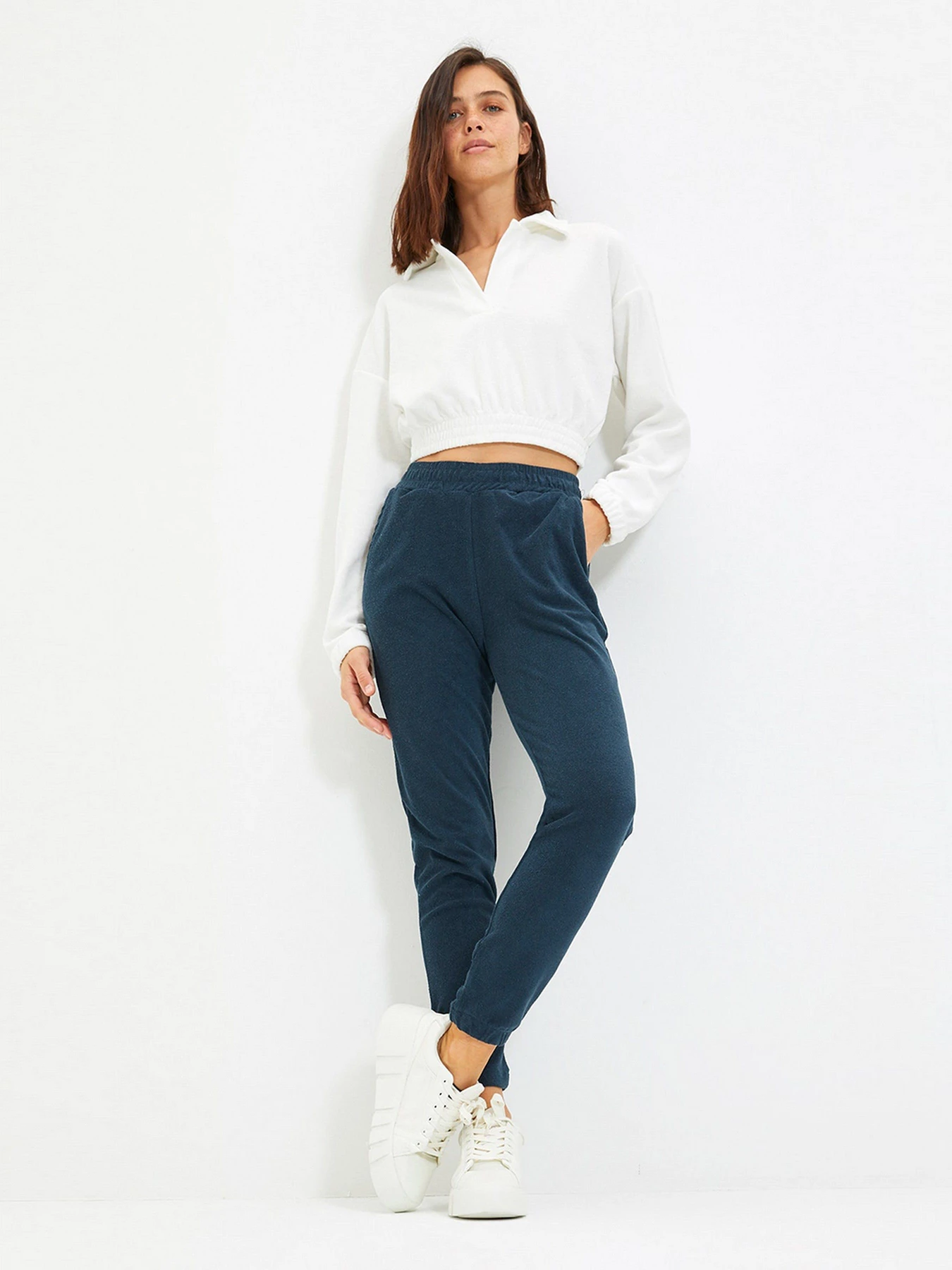 Брюки Trendyol модель TWOAW22EA0314/Lacivert Брюки Trendyol модель TWOAW22EA0314/Lacivert Фото