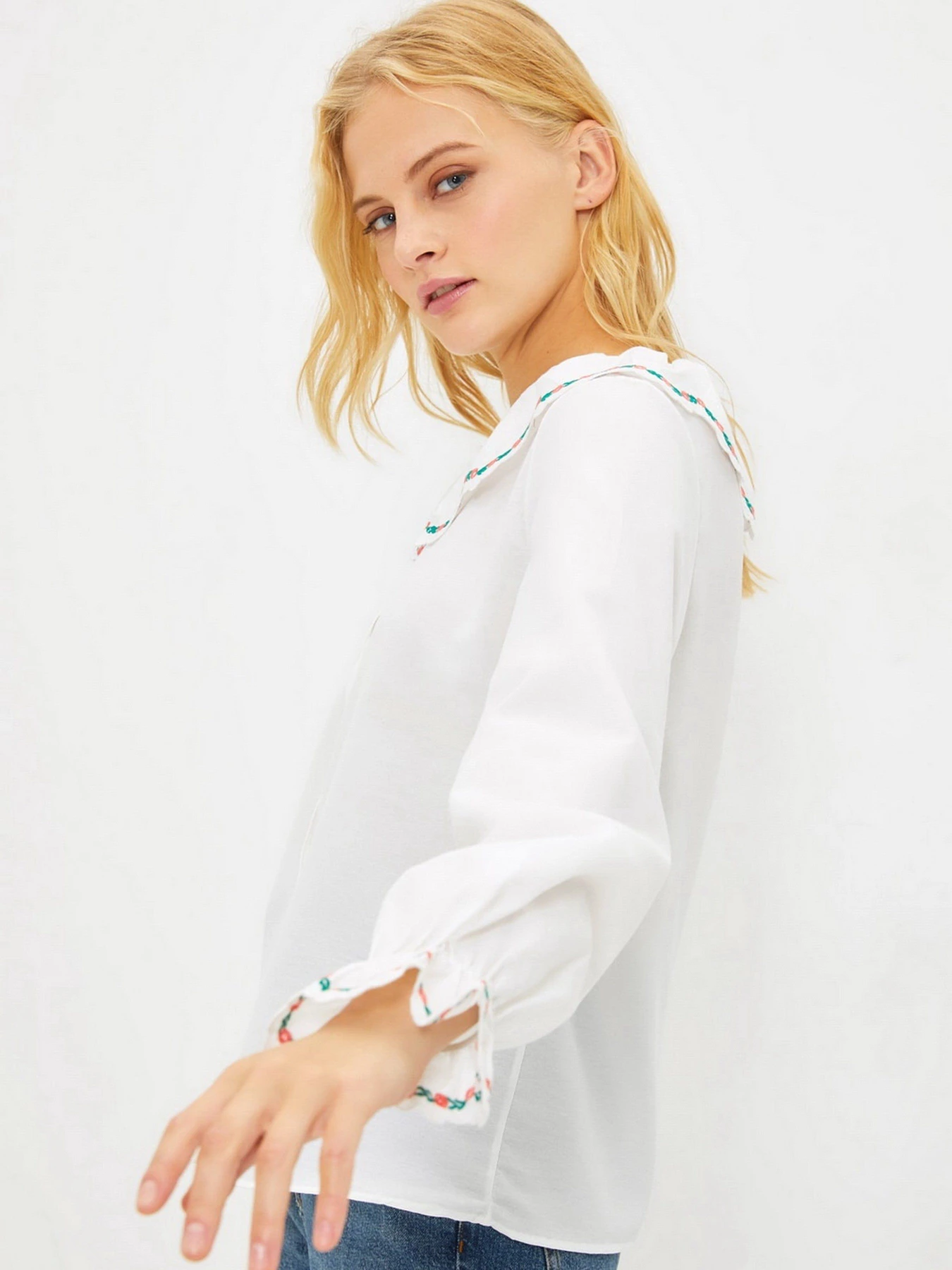 Рубашки Trendyol модель TWOAW22GO0527/Ekru Фото