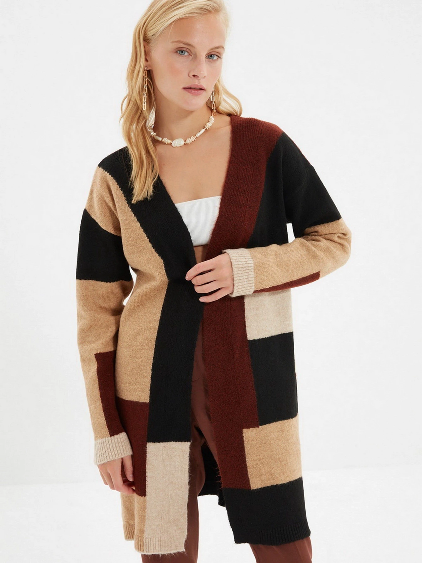 Свитры и кардиганы Trendyol модель TWOAW22HI0507/Camel Свитры и кардиганы Trendyol модель TWOAW22HI0507/Camel Фото