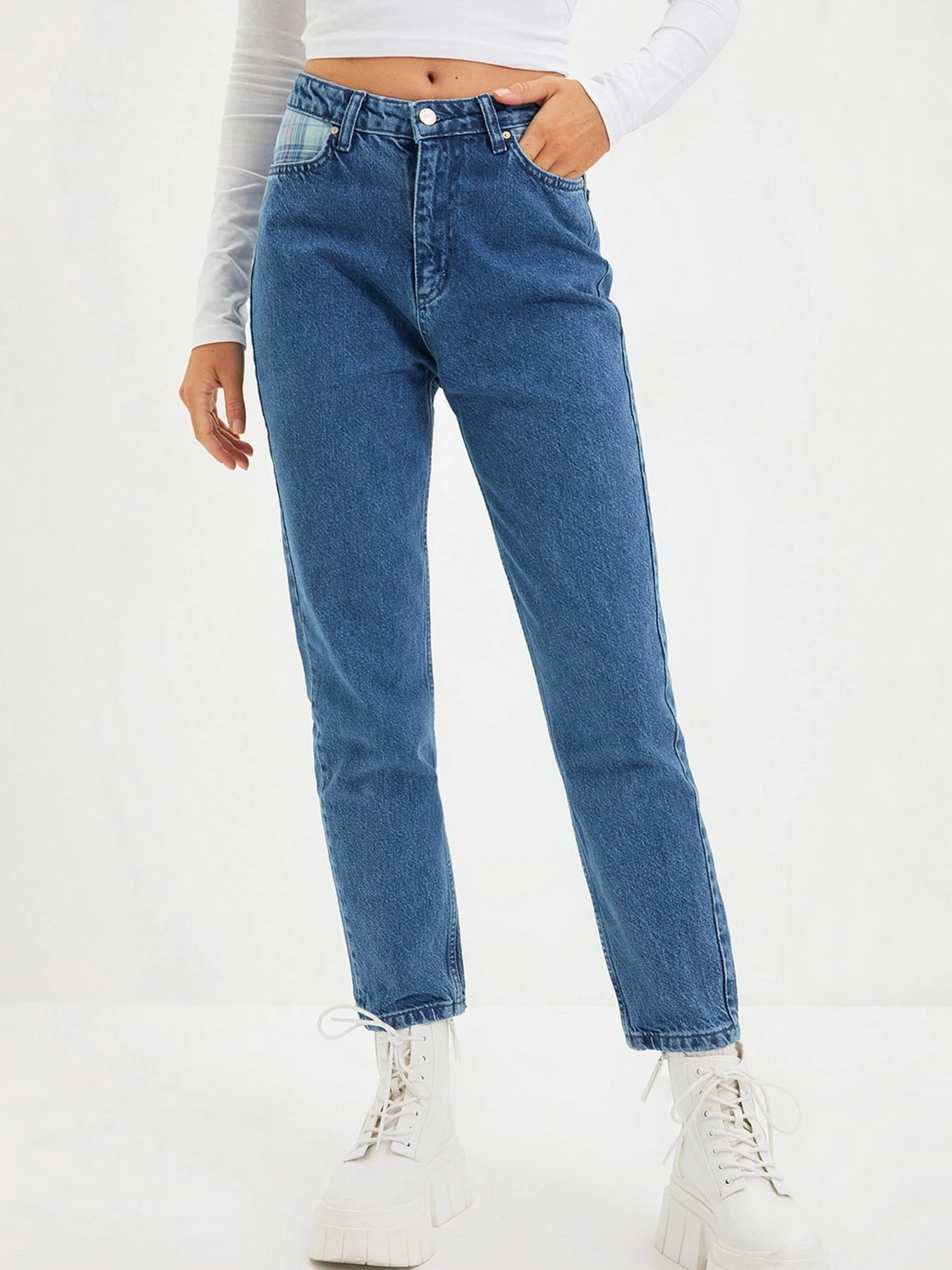 Джинси Trendyol Mom модель TWOAW22JE0972/Mavi Фото