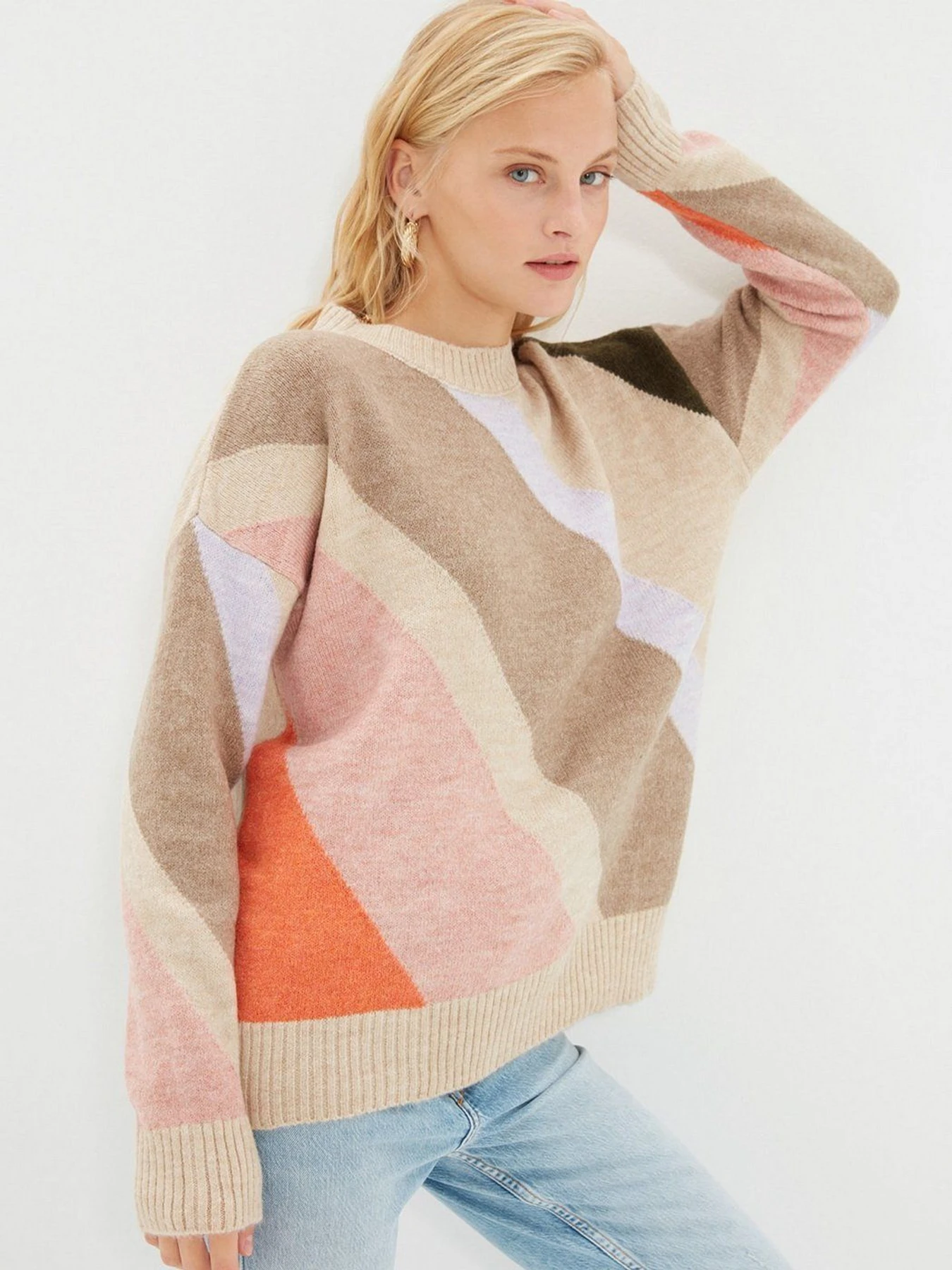 Свитры и кардиганы Trendyol модель TWOAW22KZ1470/Ekru Свитры и кардиганы Trendyol модель TWOAW22KZ1470/Ekru Фото