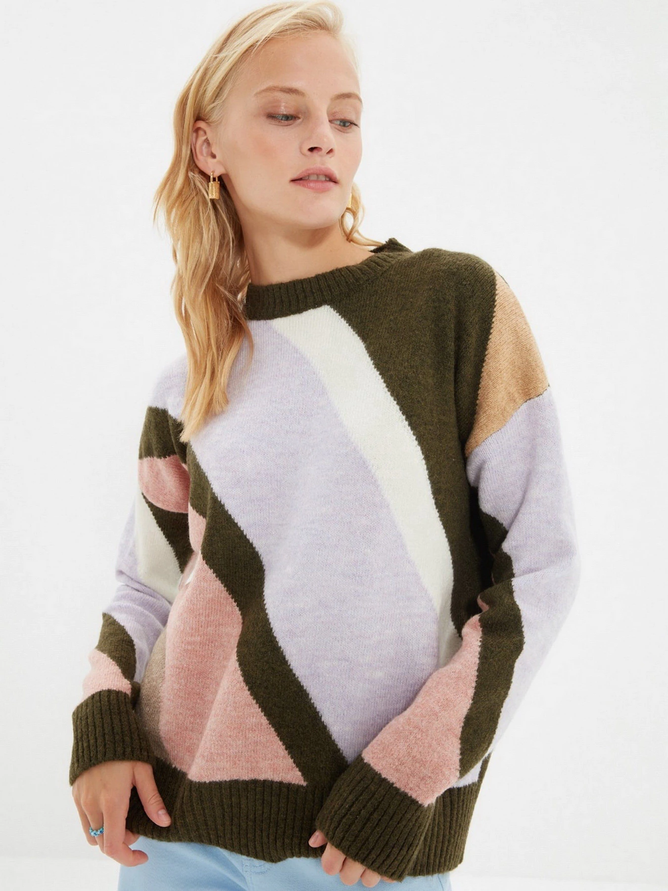 Свитры и кардиганы Trendyol модель TWOAW22KZ1470/Zumrut Yesili Свитры и кардиганы Trendyol модель TWOAW22KZ1470/Zumrut Yesili Фото