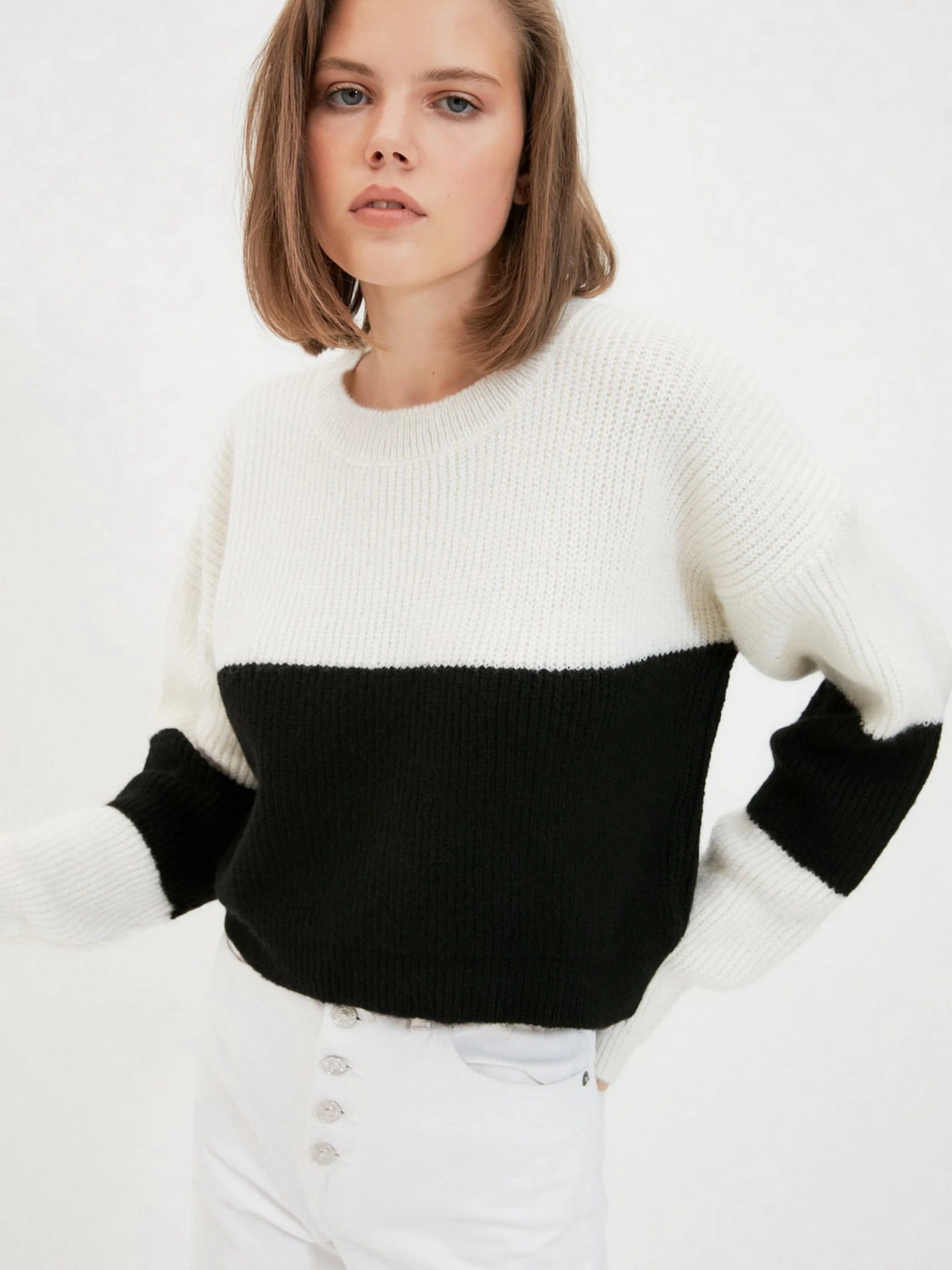 Свитры и кардиганы Trendyol модель TWOAW22KZ1521/Ekru Свитры и кардиганы Trendyol модель TWOAW22KZ1521/Ekru Фото