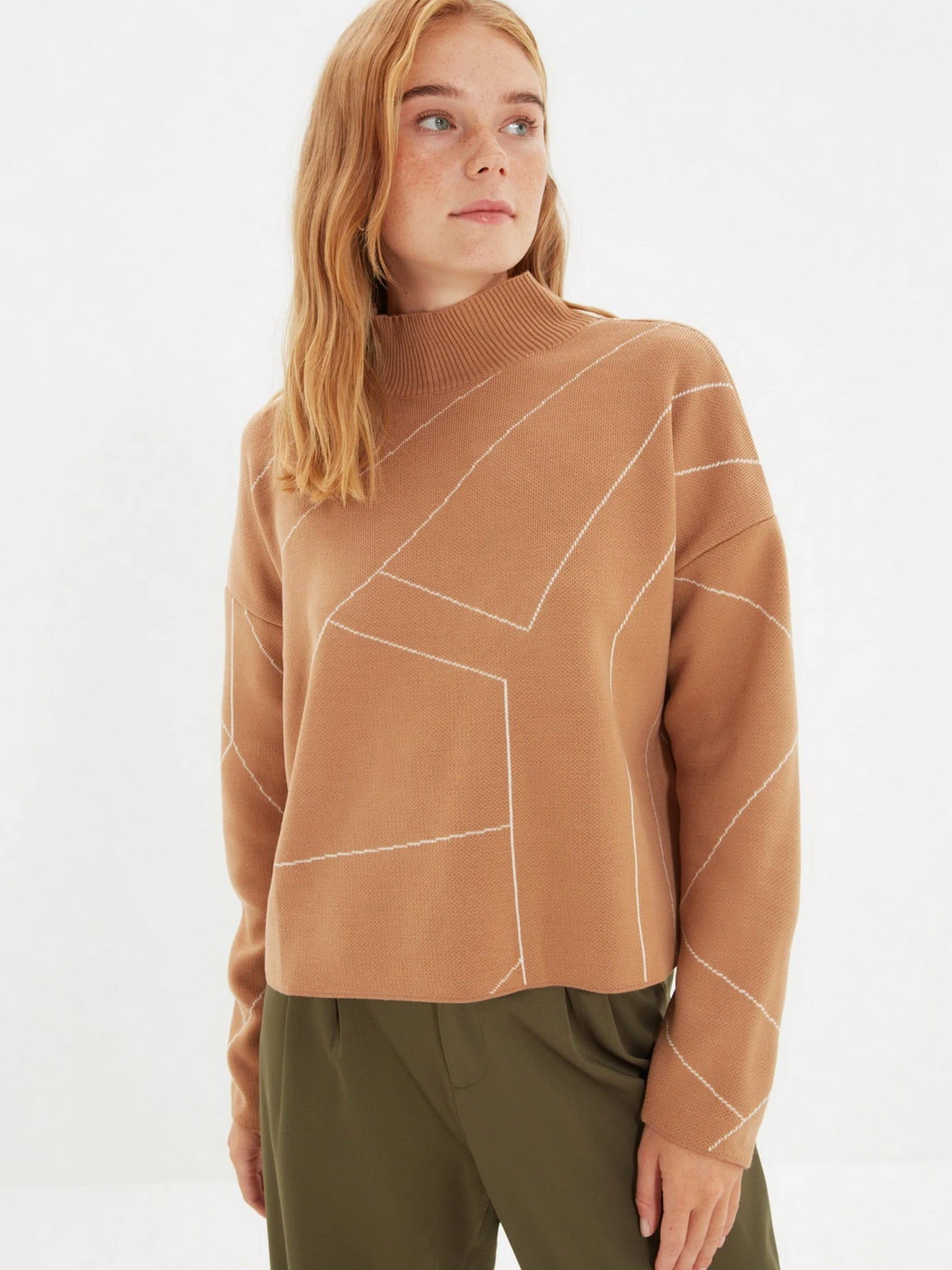 Свитры и кардиганы Trendyol модель TWOAW22KZ1784/Camel Свитры и кардиганы Trendyol модель TWOAW22KZ1784/Camel Фото