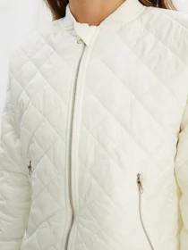 Куртки и дубленки Trendyol модель TWOAW22MO0205/Ekru Фото