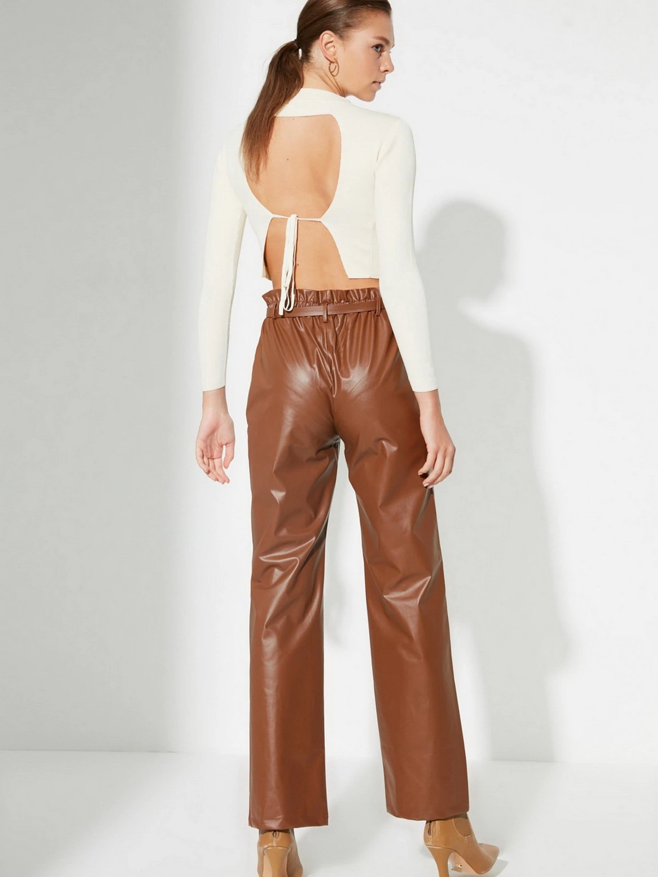 Штани Trendyol модель TWOAW22PL0008/Camel Фото