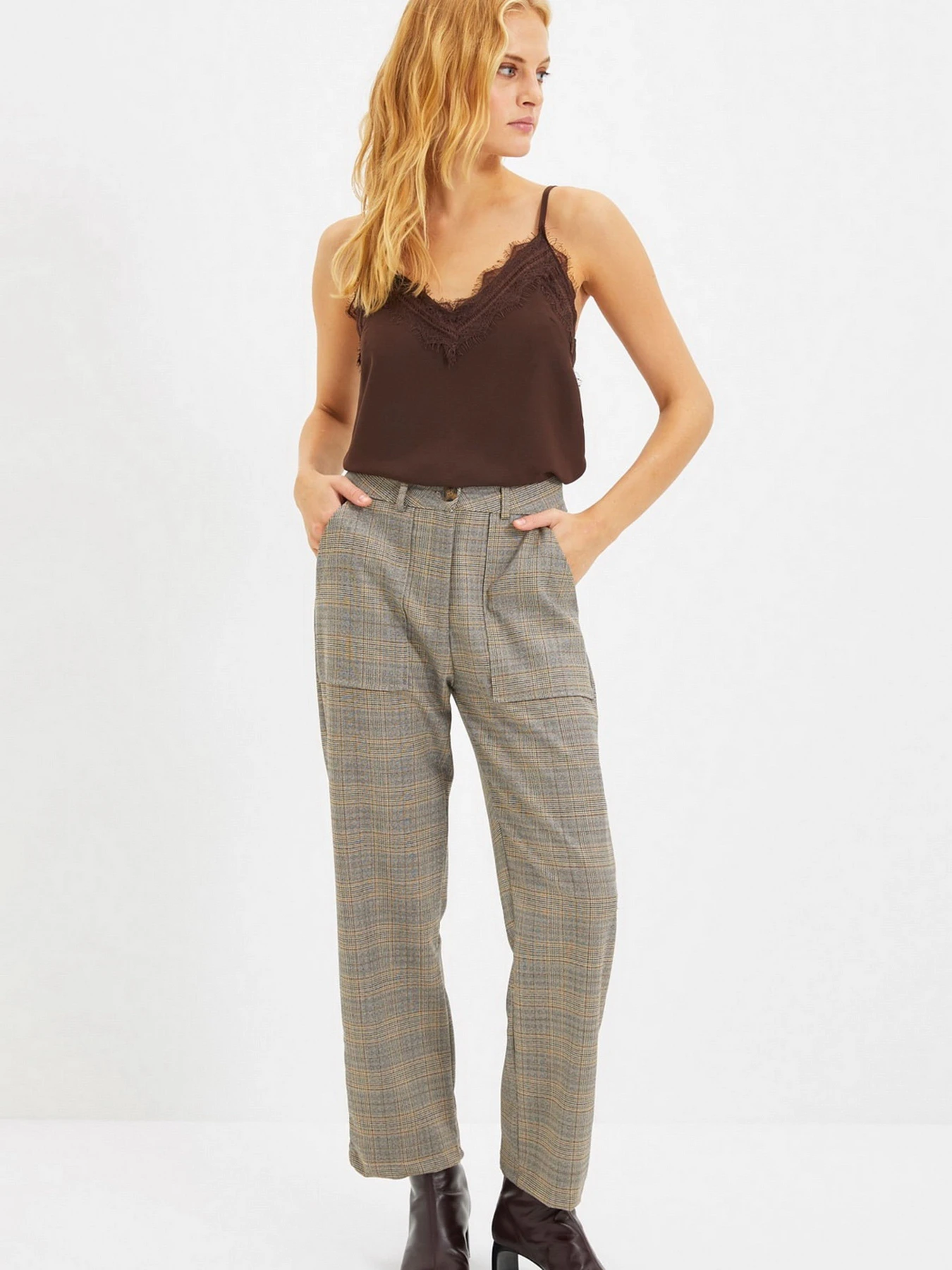 Штани Trendyol модель TWOAW22PL0179/Gri Штани Trendyol модель TWOAW22PL0179/Gri Фото