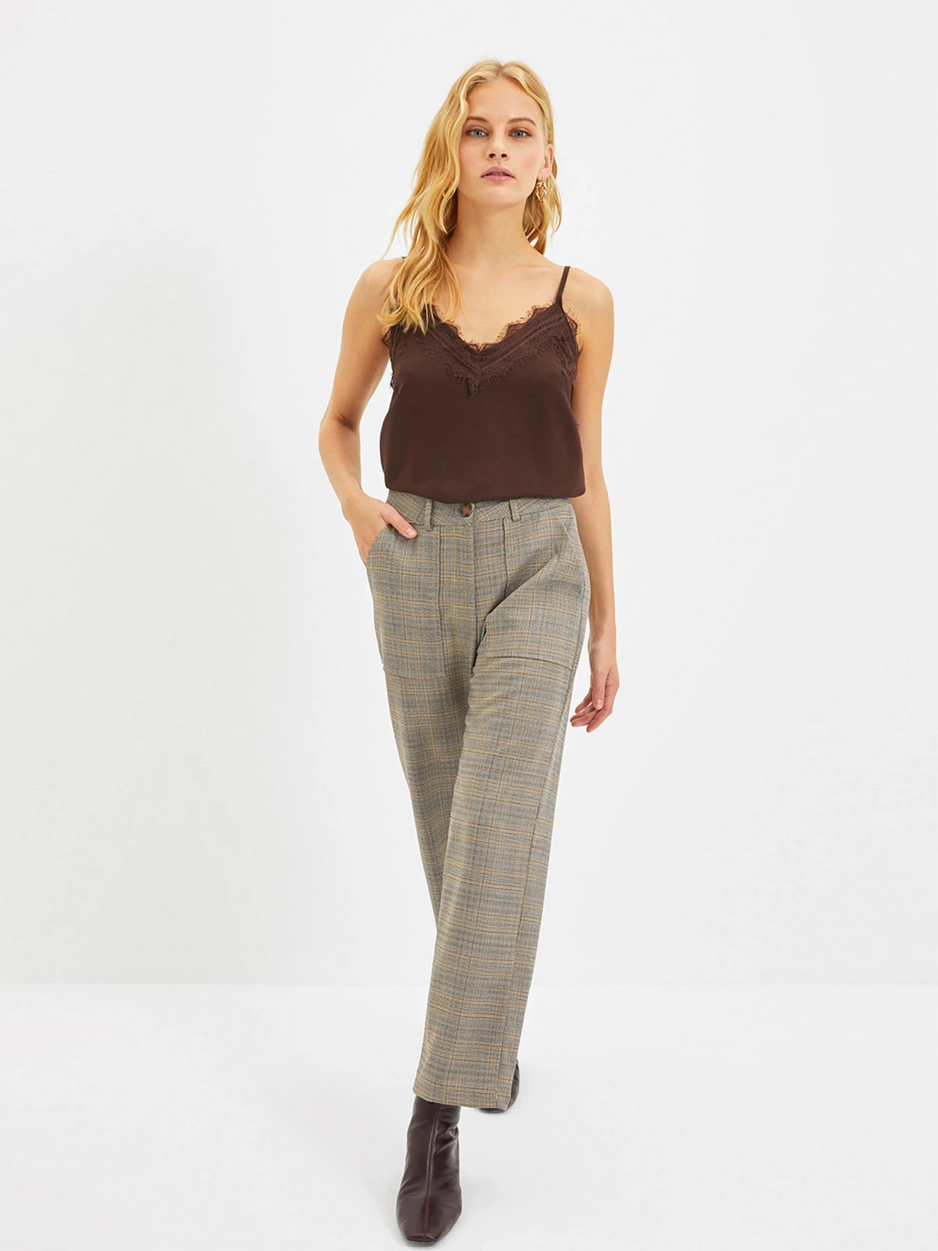 Штани Trendyol модель TWOAW22PL0179/Gri Штани Trendyol модель TWOAW22PL0179/Gri Фото