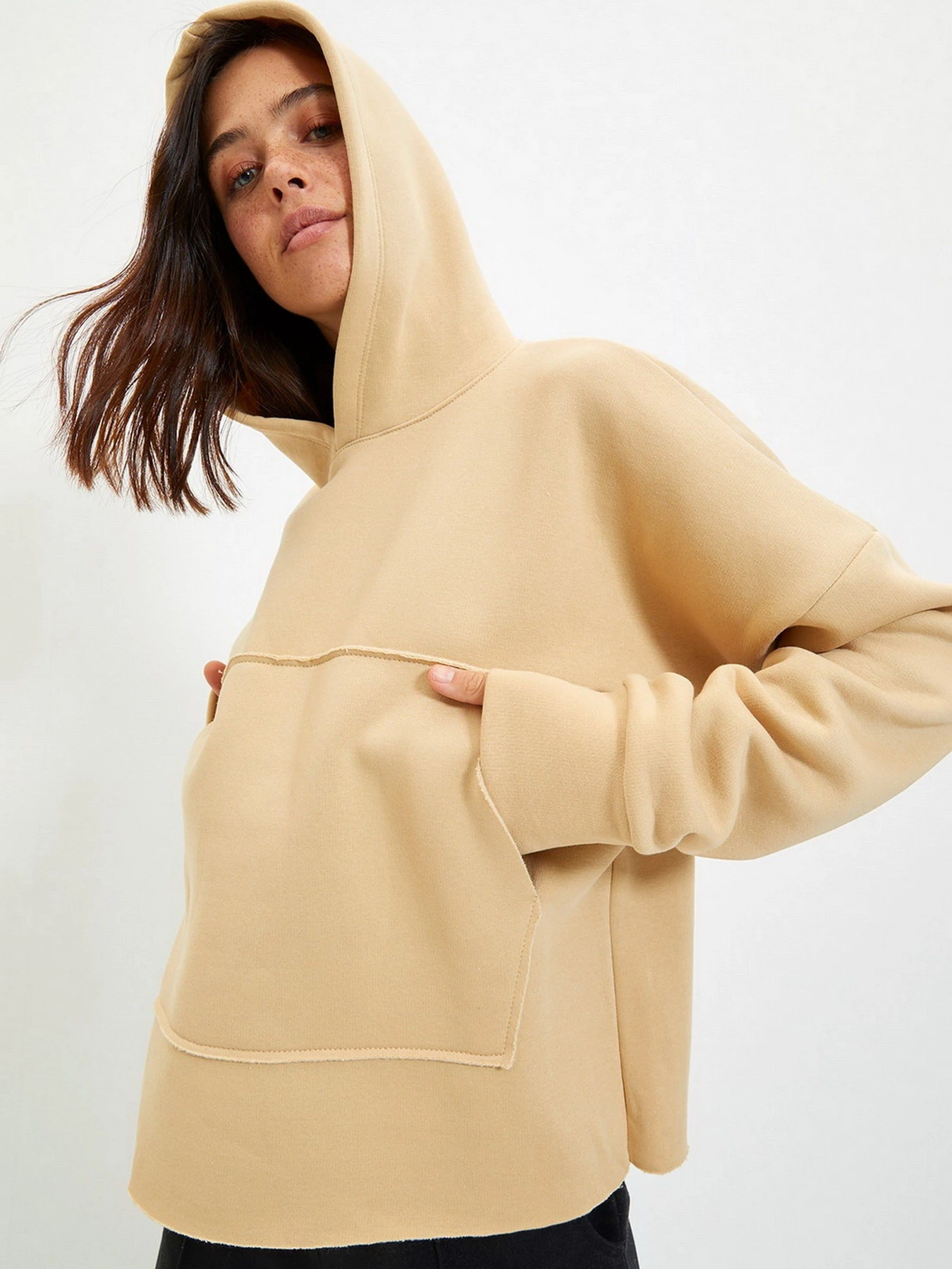 Худи и свитшоты Trendyol модель TWOAW22SW0885/Camel Худи и свитшоты Trendyol модель TWOAW22SW0885/Camel Фото