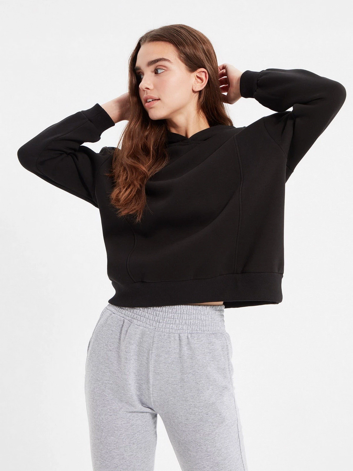 Худи и свитшоты Trendyol модель TWOAW22SW0939/Siyah Худи и свитшоты Trendyol модель TWOAW22SW0939/Siyah Фото