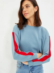 Худи и свитшоты Trendyol модель TWOAW22SW1120/Lacivert Фото