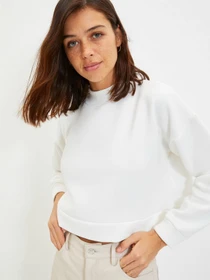 Худи и свитшоты Trendyol модель TWOAW22SW1121/Ekru Фото