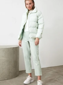 Куртки и дубленки Trendyol модель TWOAW21MO0045/Mint Фото