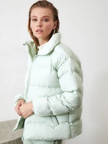 Куртки и дубленки Trendyol модель TWOAW21MO0045/Mint Фото