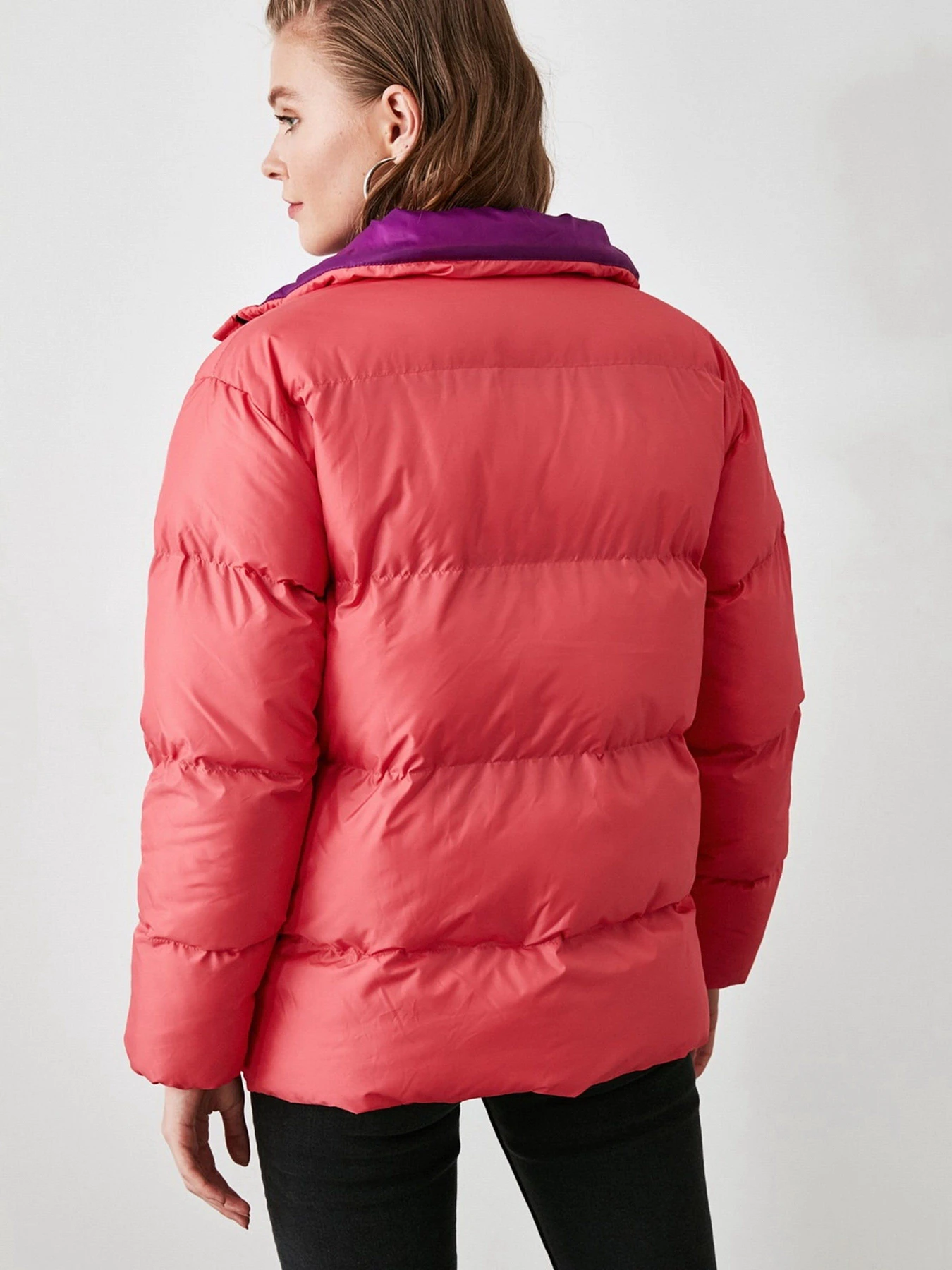 Куртки и дубленки Trendyol модель TWOAW21MO0065/Pembe Фото