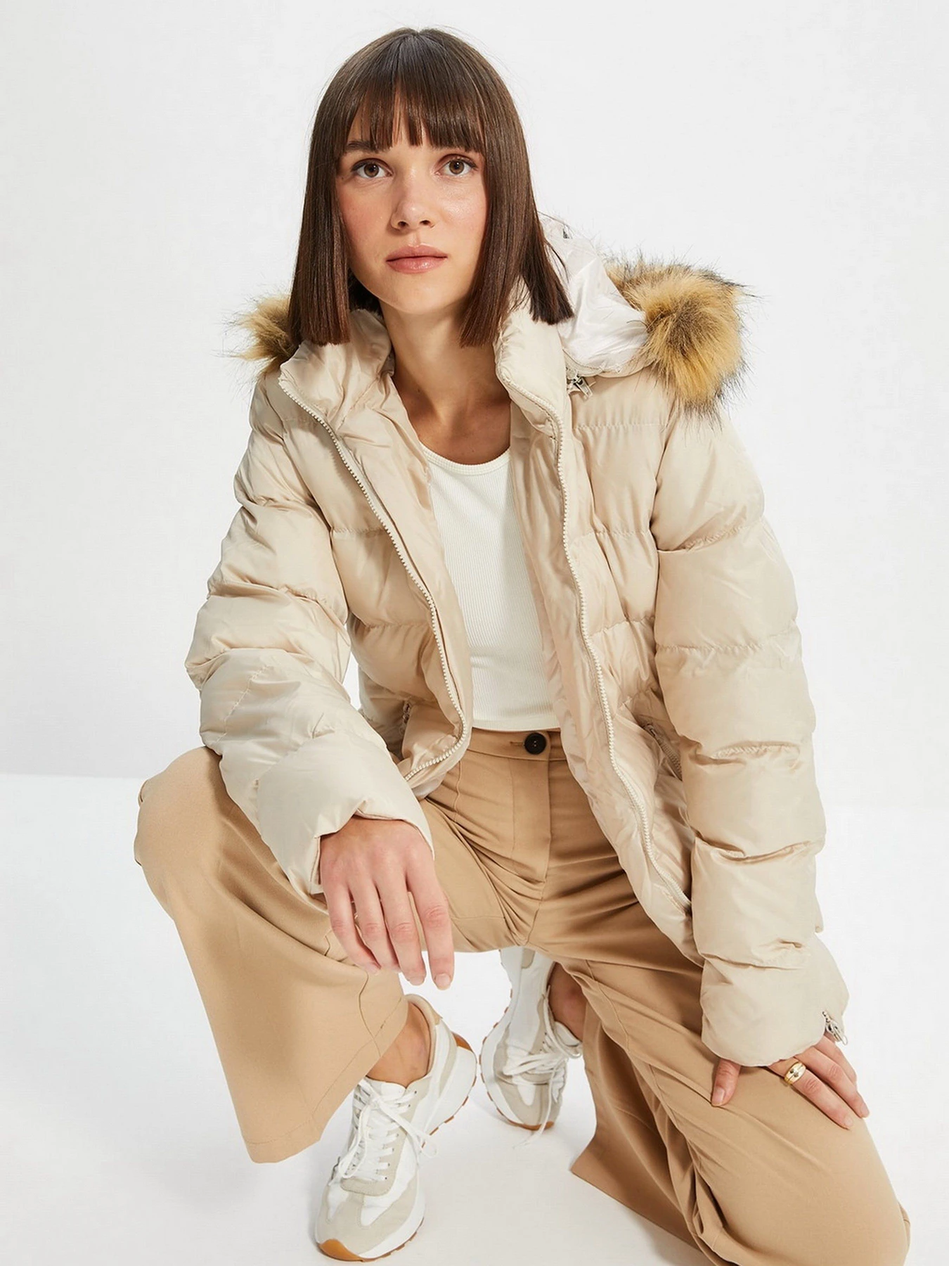 Куртки и дубленки Trendyol модель TWOAW22MO0275/Bej Фото