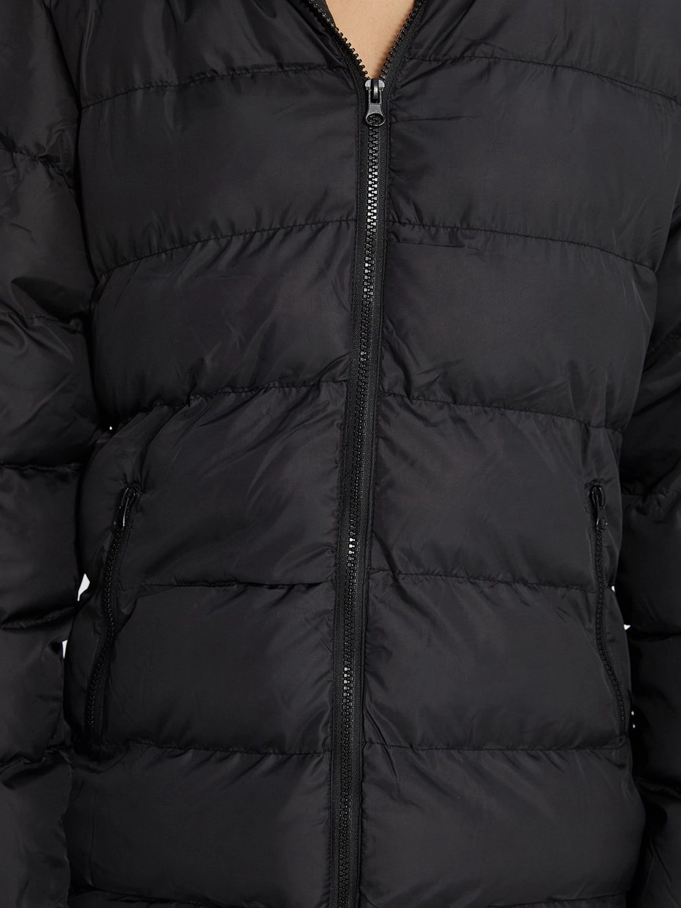 Куртки и дубленки Trendyol модель TWOAW22MO0275/Siyah Куртки и дубленки Trendyol модель TWOAW22MO0275/Siyah Фото