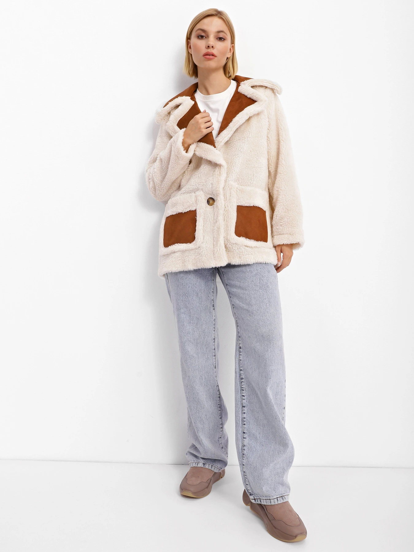 Куртки и дубленки Trendyol модель TWOAW22KB0073/Ekru Фото