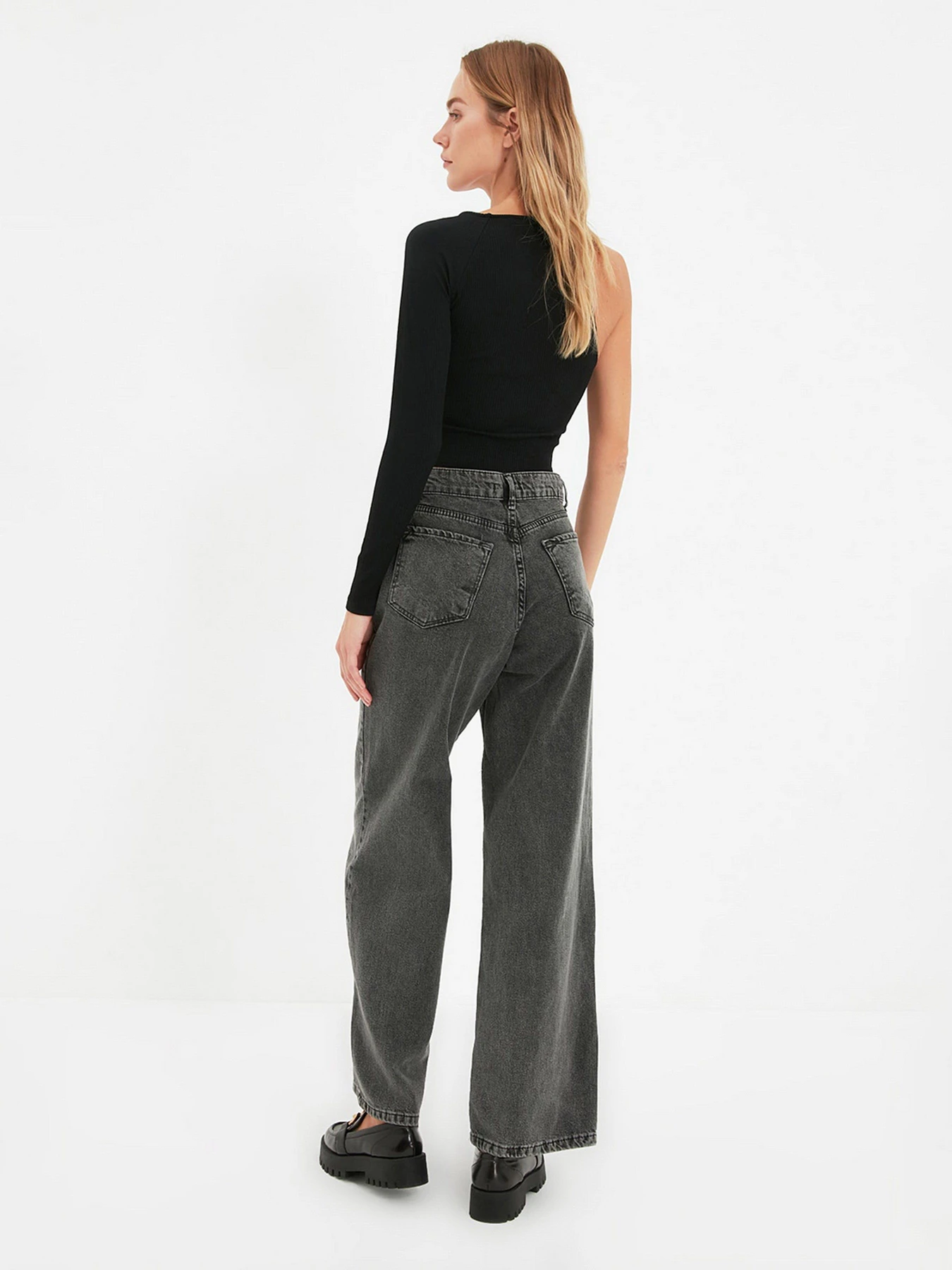 Джинси Trendyol Wide Leg модель TWOAW22JE0794/Antrasit Фото