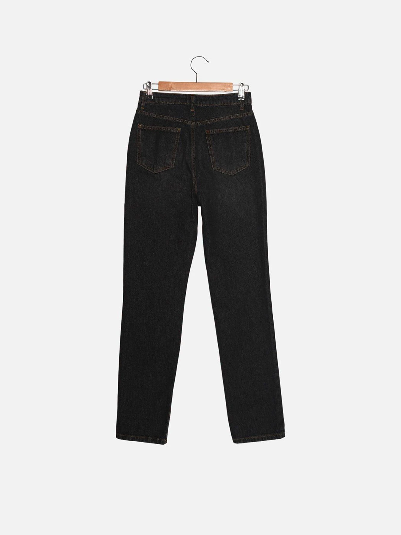 Джинсы Trendyol Bootcut модель TWOAW22JE0643/Siyah Джинсы Trendyol Bootcut модель TWOAW22JE0643/Siyah Фото