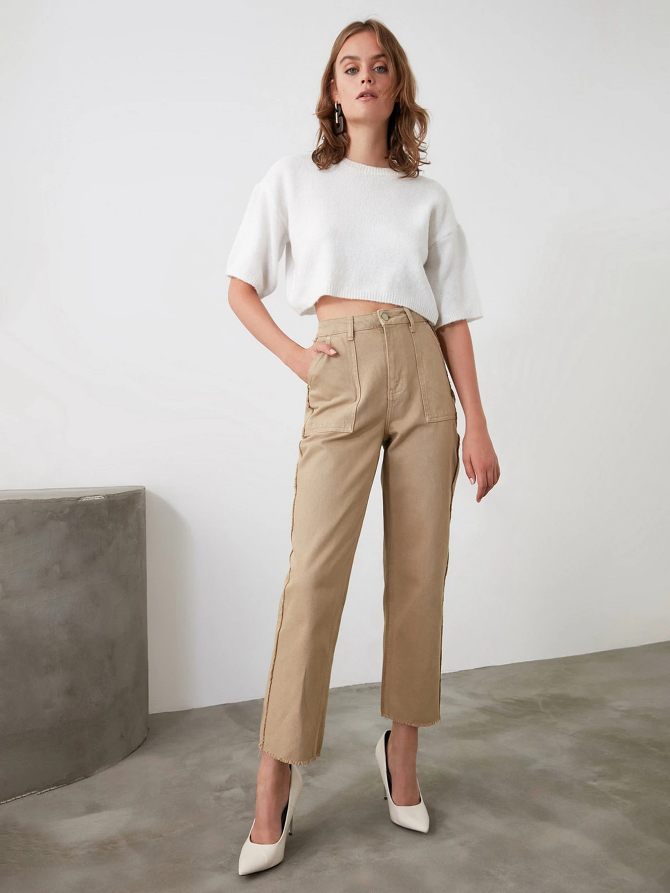 Джинси Trendyol Straight модель TWOAW21JE0072/Camel Фото