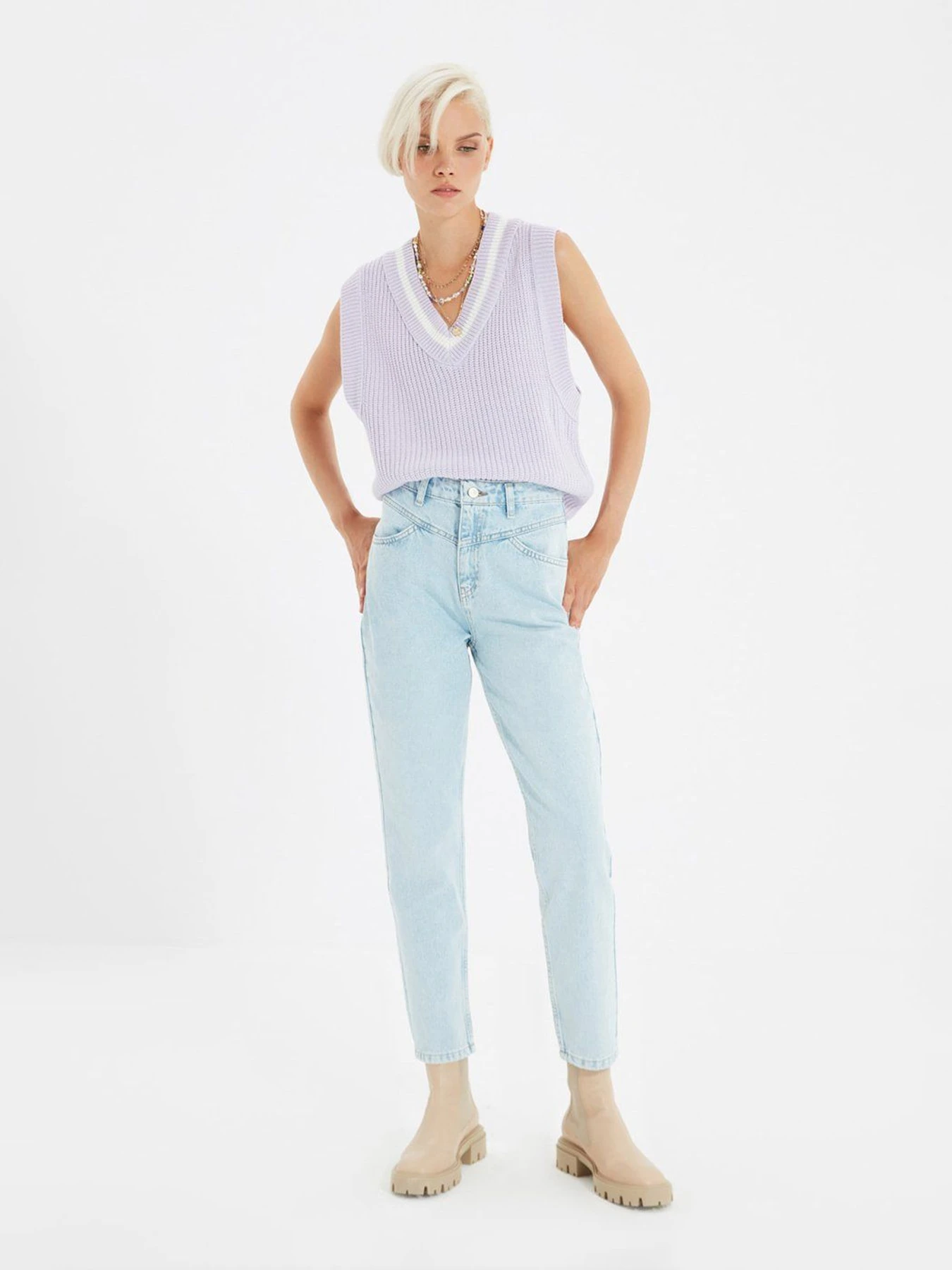 Джинси Trendyol Mom модель TWOAW22JE0186/Acik Mavi Джинси Trendyol Mom модель TWOAW22JE0186/Acik Mavi Фото