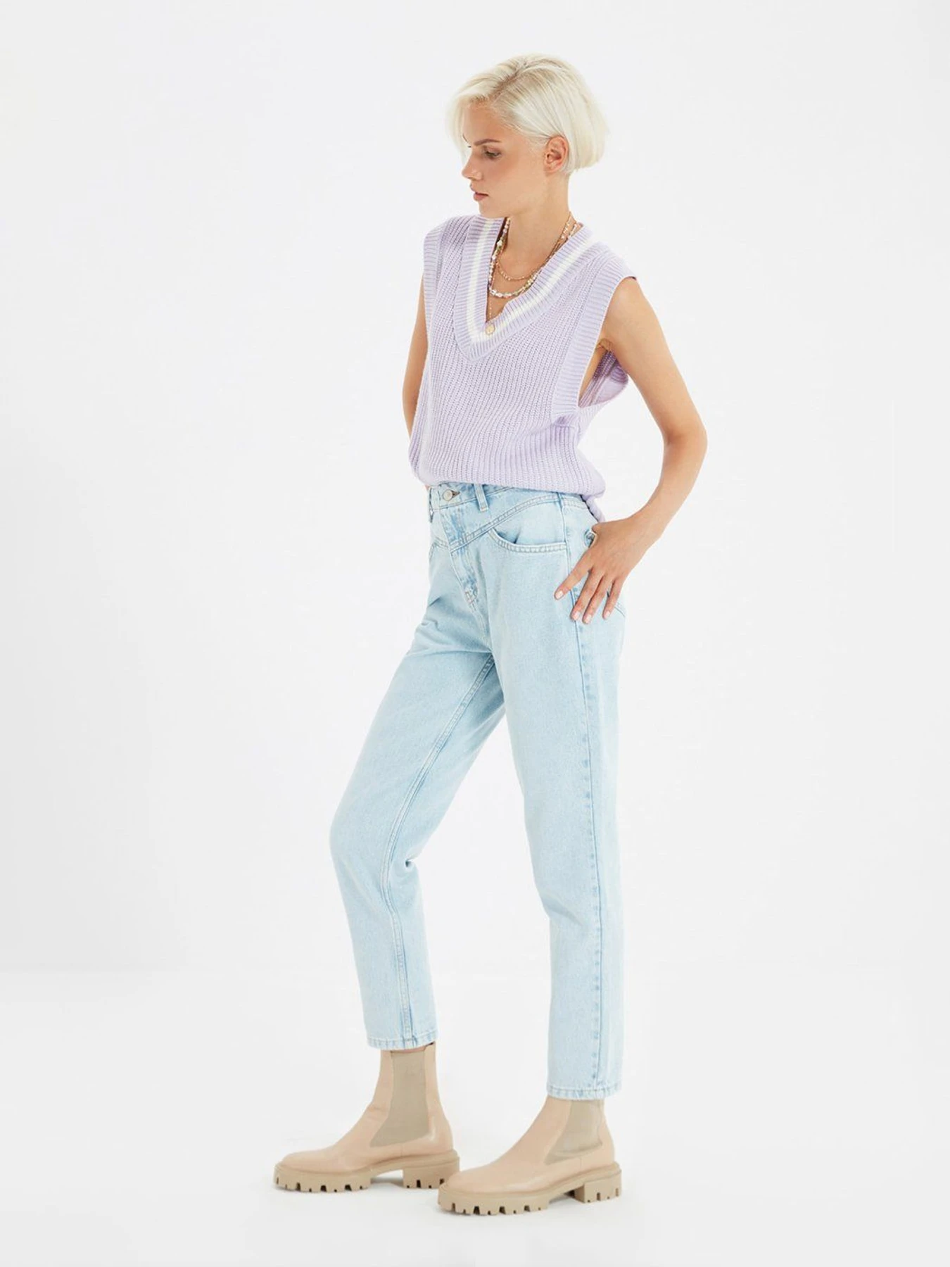 Джинси Trendyol Mom модель TWOAW22JE0186/Acik Mavi Джинси Trendyol Mom модель TWOAW22JE0186/Acik Mavi Фото