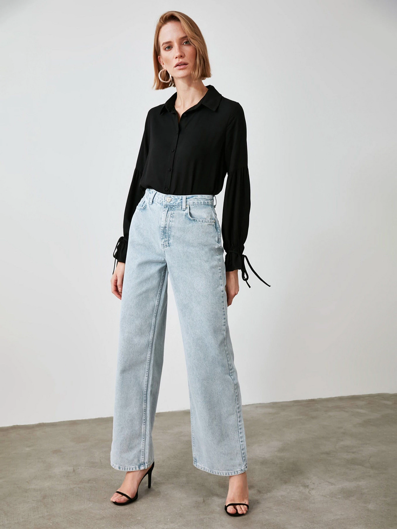 Джинси Trendyol Wide Leg модель TWOAW21JE0573/Gri Фото