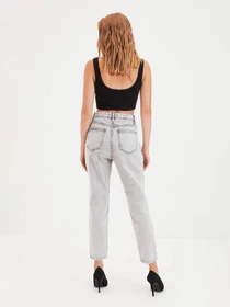Джинси Trendyol Mom модель TWOAW22JE0477/Gri Фото