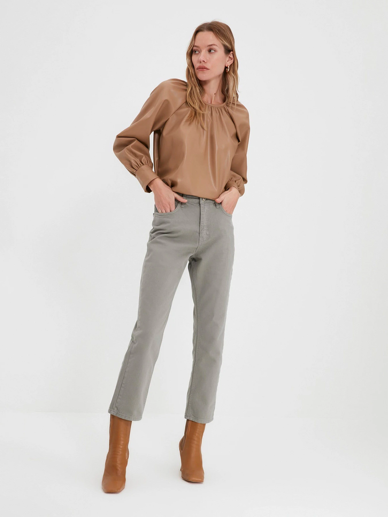 Джинси Trendyol Straight модель TWOAW22JE1073/Gri Джинси Trendyol Straight модель TWOAW22JE1073/Gri Фото