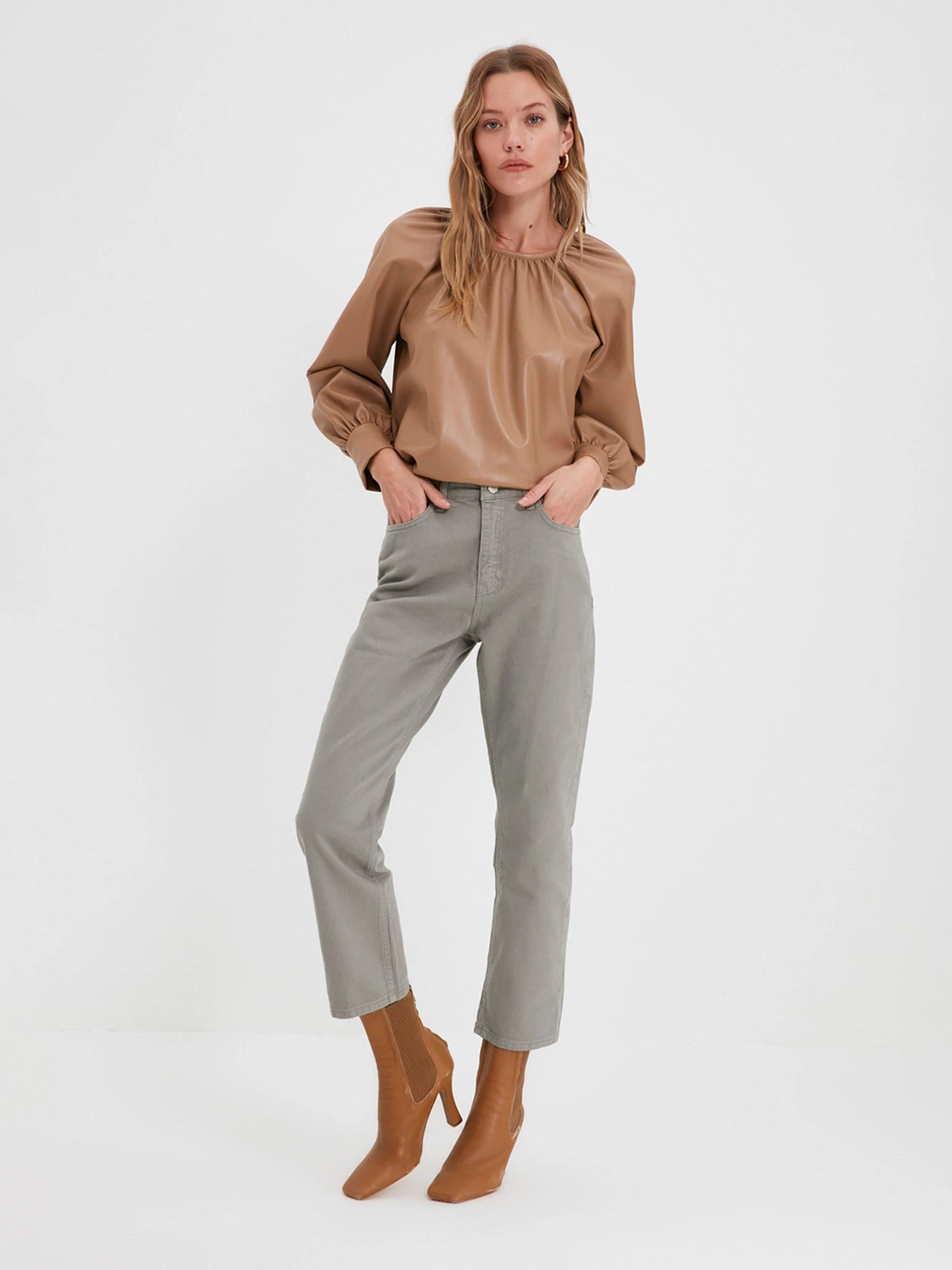 Джинси Trendyol Straight модель TWOAW22JE1073/Gri Джинси Trendyol Straight модель TWOAW22JE1073/Gri Фото