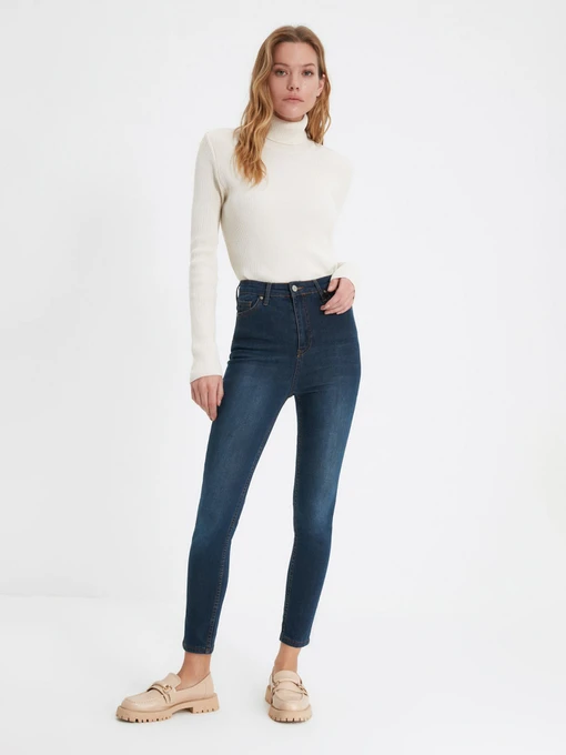 Джинсы Trendyol Skinny модель TWOAW22JE1251/Lacivert Фото