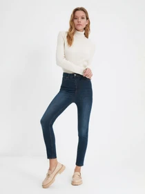 Джинсы Trendyol Skinny модель TWOAW22JE1251/Lacivert Фото