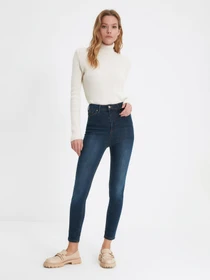 Джинсы Trendyol Skinny модель TWOAW22JE1251/Lacivert Фото