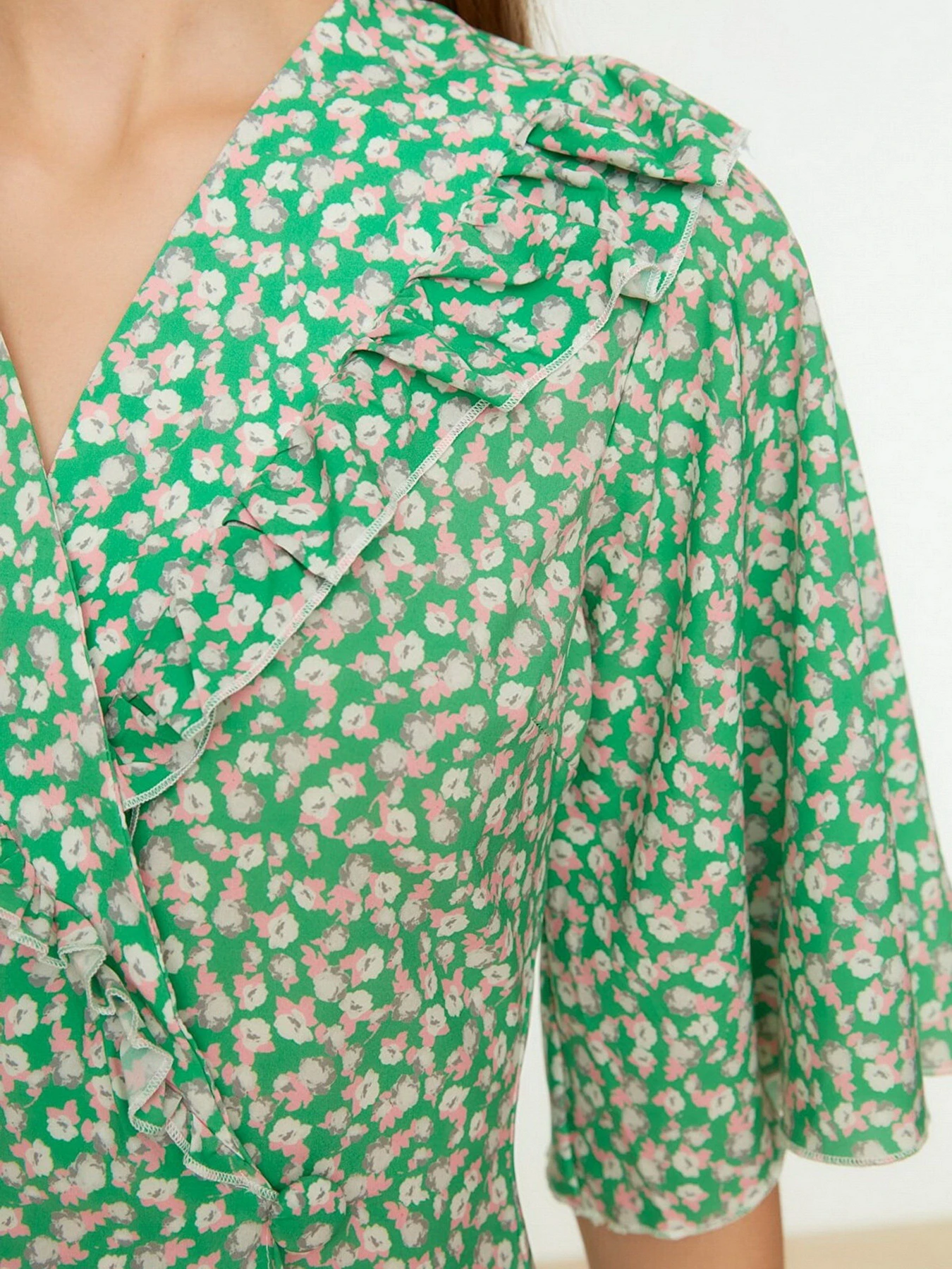 Платья Trendyol модель TWOSS22EL0072/Yesil Платья Trendyol модель TWOSS22EL0072/Yesil Фото