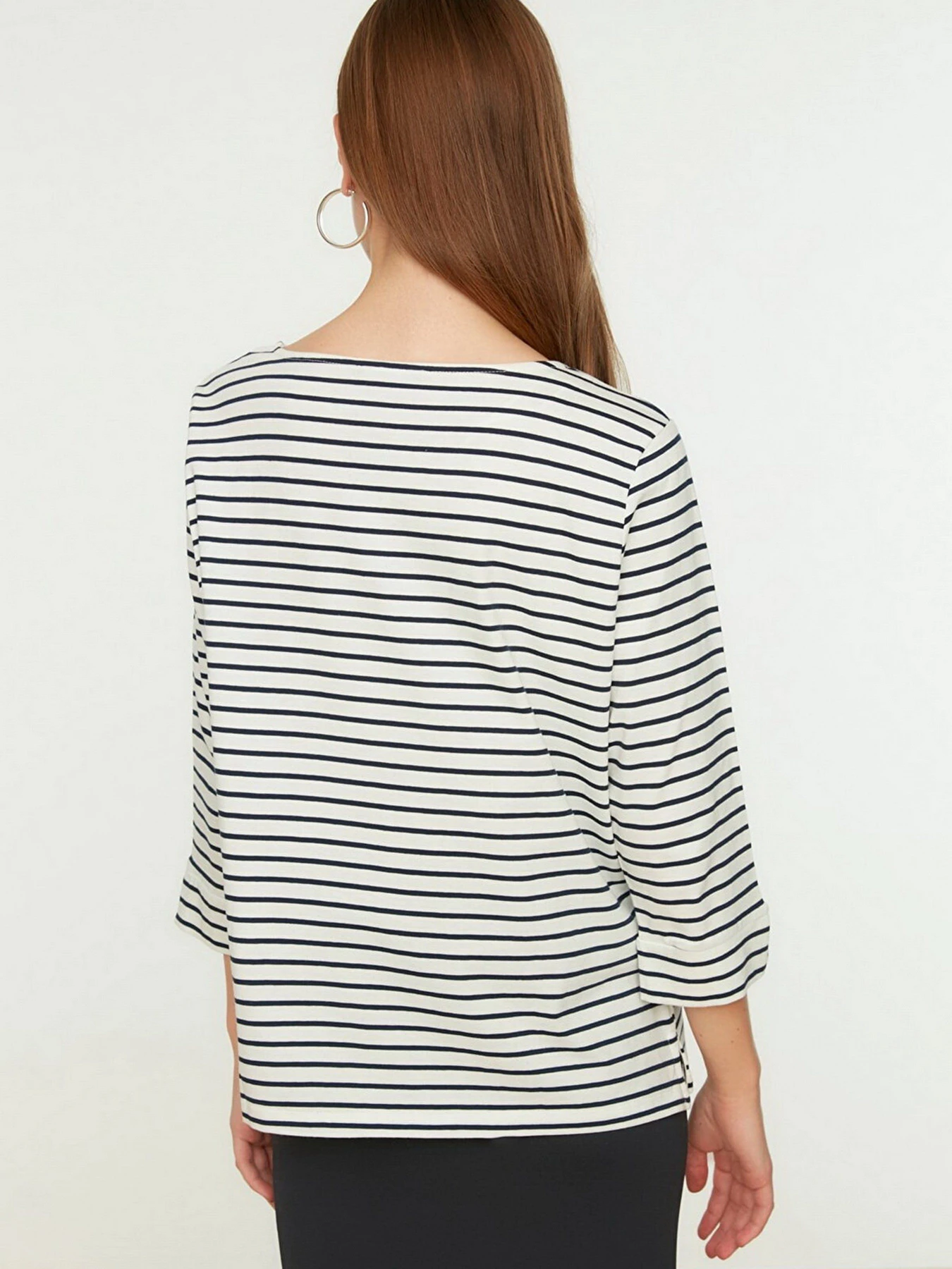 Худи и свитшоты Trendyol модель TWOSS22BZ0691/Beyaz Худи и свитшоты Trendyol модель TWOSS22BZ0691/Beyaz Фото