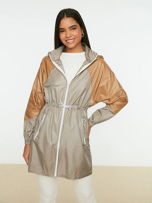 Куртки и дубленки Trendyol модель TCTSS22YR0006/Gri Фото