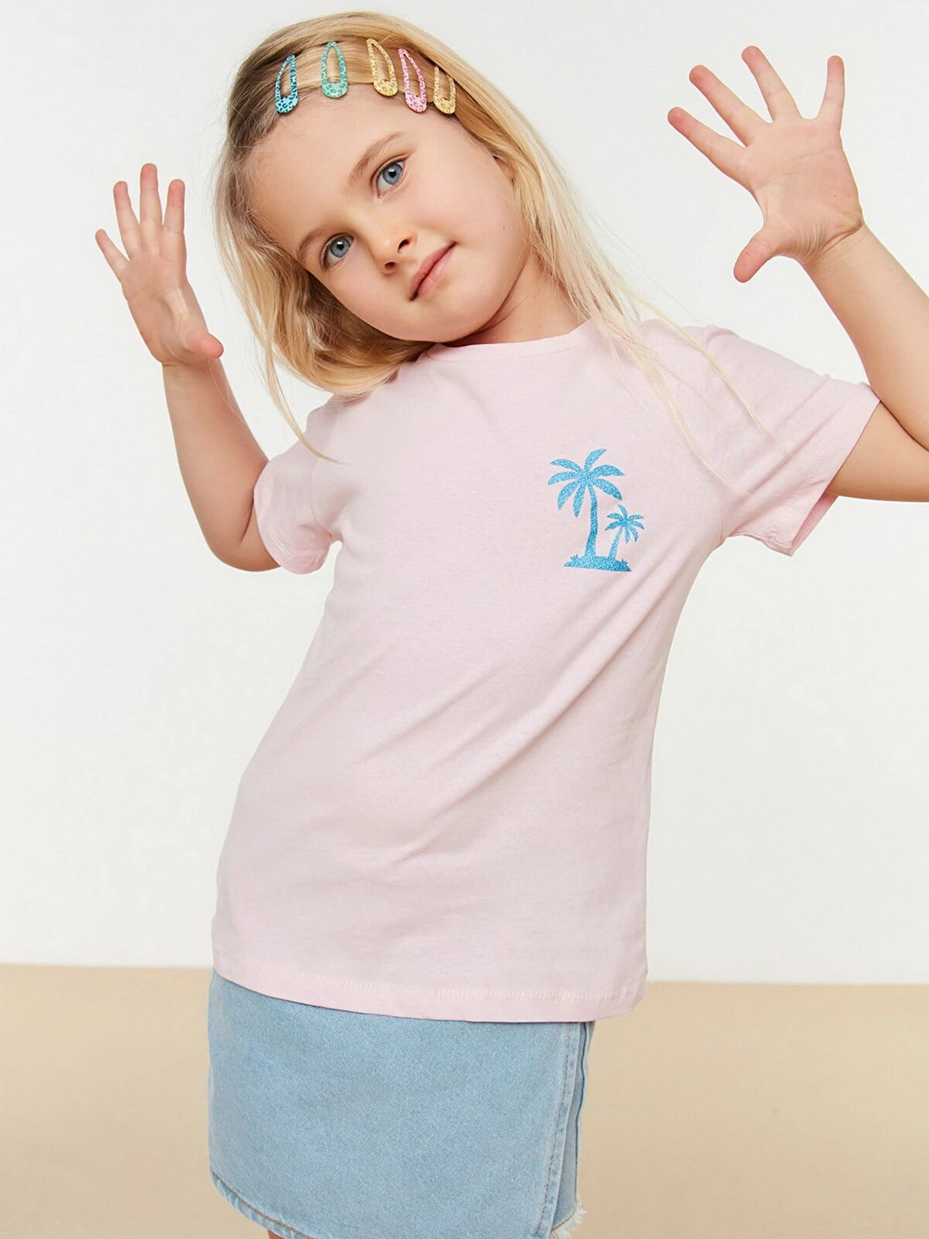 Футболки и поло Trendyol модель TKDSS22TS0673/Kirmizi-Pembe Фото