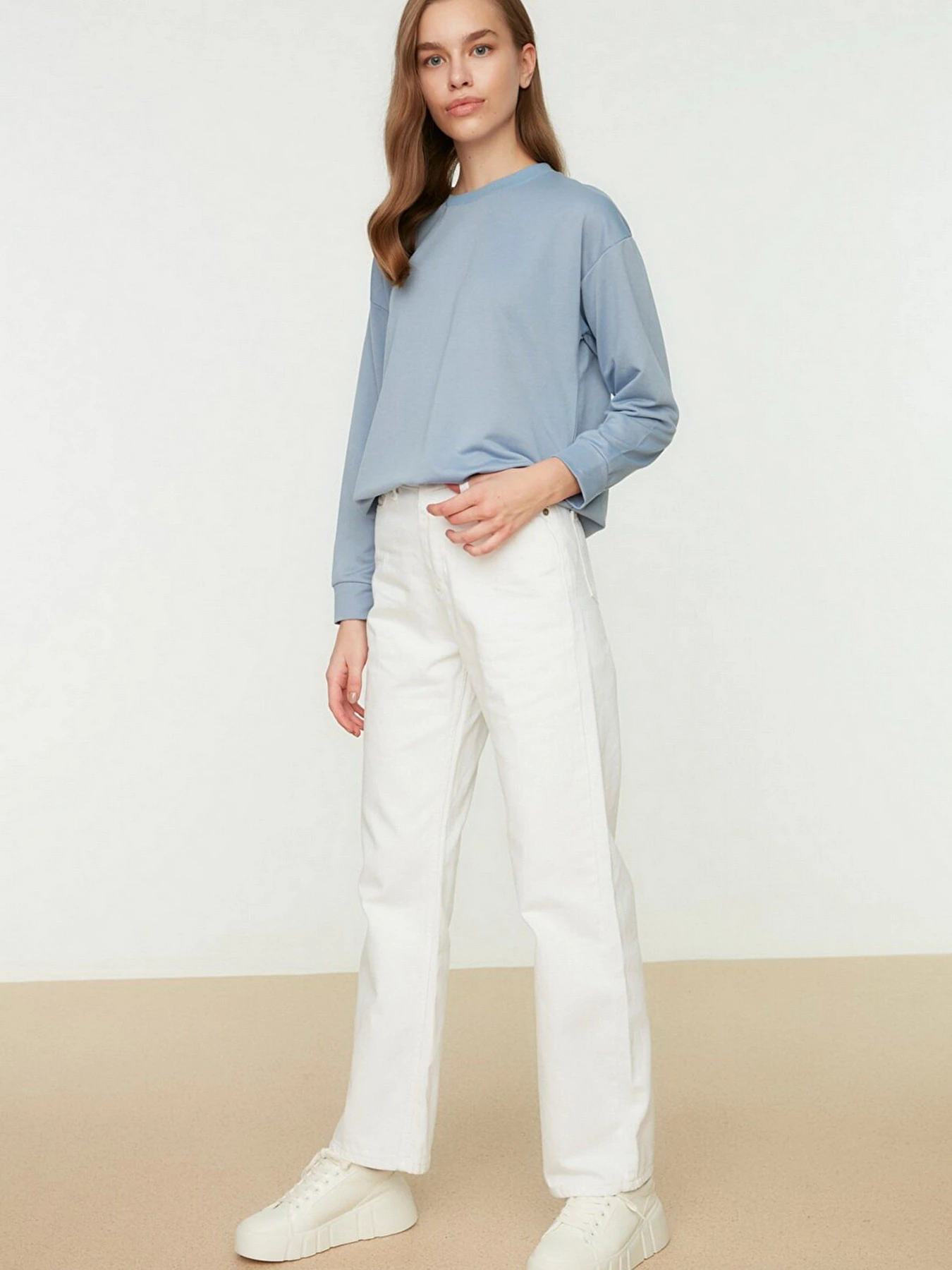 Джинси Trendyol Wide Leg модель TCTSS22JE0045/Beyaz Фото