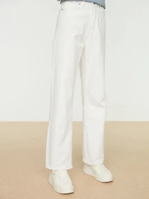 Джинси Trendyol Wide Leg модель TCTSS22JE0045/Beyaz Фото