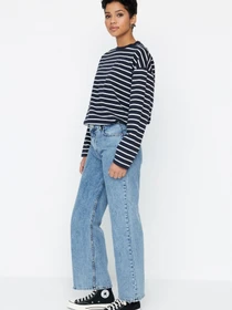 Джинси Trendyol Frayed Straight модель TCTSS22JE0044/Mavi Фото