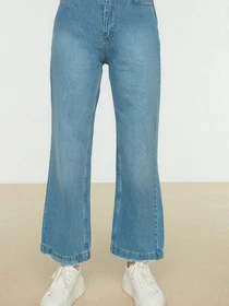 Джинси Trendyol Frayed Straight модель TCTSS22JE0044/Indigo Фото