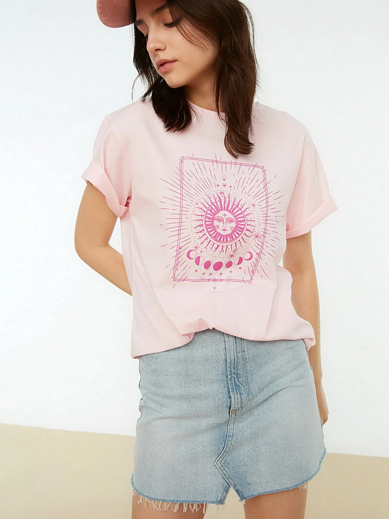 Футболки и поло Trendyol модель TWOSS20TS0247/Pembe Футболки и поло Trendyol модель TWOSS20TS0247/Pembe Фото