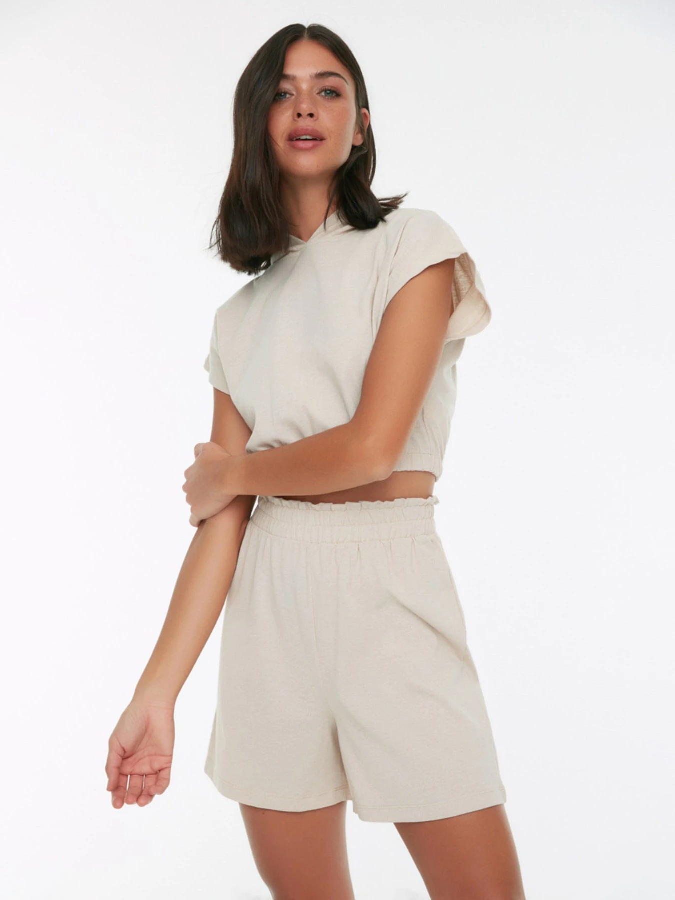 Костюмы Trendyol модель THMSS22SR0544/Bej Костюмы Trendyol модель THMSS22SR0544/Bej Фото