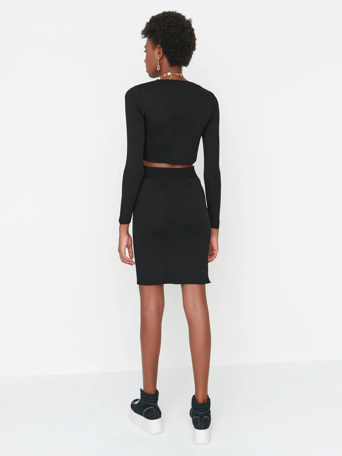 Костюмы Trendyol модель TWOAW23AU00009/Siyah Костюмы Trendyol модель TWOAW23AU00009/Siyah Фото