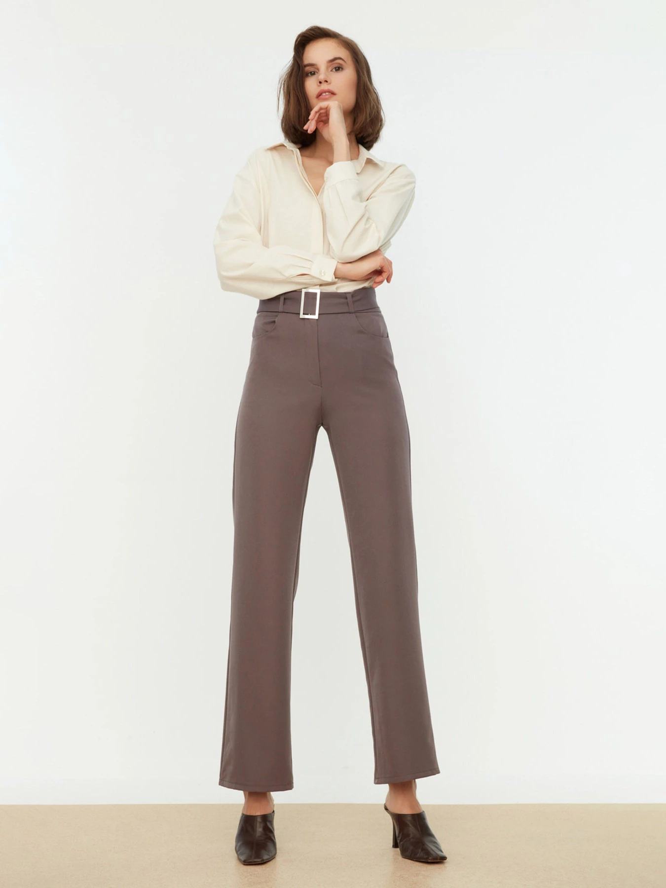 Штани Trendyol модель TWOSS21PL0104/Antrasit Штани Trendyol модель TWOSS21PL0104/Antrasit Фото