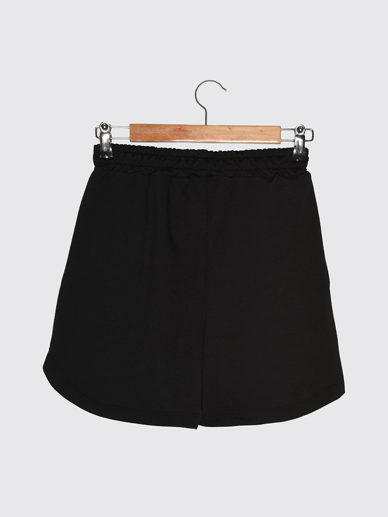 Шорты Trendyol модель TWOSS21SR0061/Siyah Фото